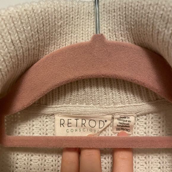 RETROD Cream Knit Sweater - Picture 3 of 4
